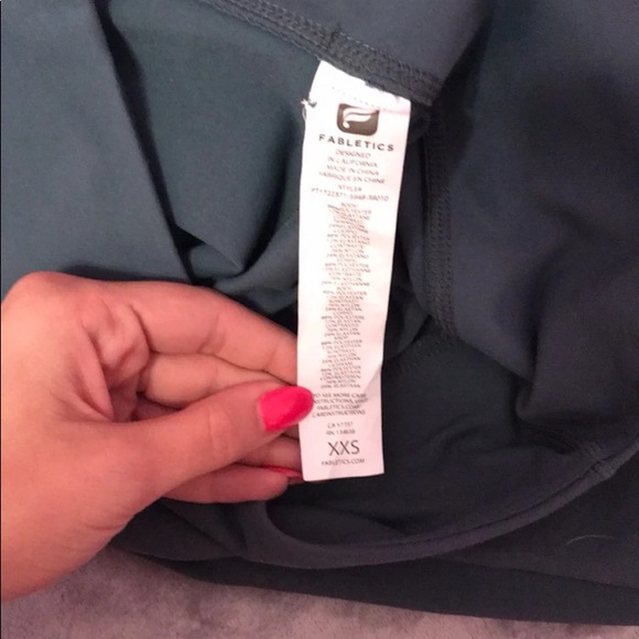 Fabletics solar leggings - Picture 3 of 3